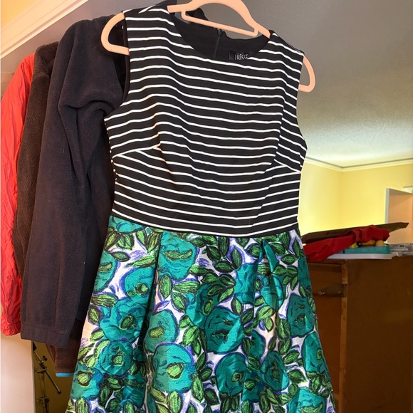 Lbisse Dresses & Skirts - LBISSE Striped Bodice Floral Skirt Fit-and-Flare Dress - Black, White & Teal